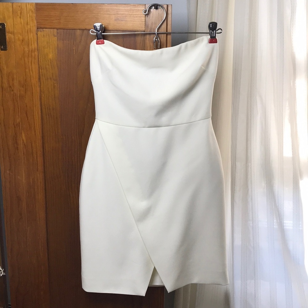 South Moon Under Strapless White Bodycon Dress